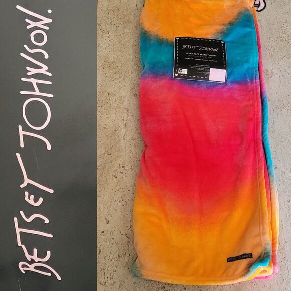 Betsey Johnson Rainbowcore‎ Cluttercore Supernova Throw Blanket 50 X 70 NWT - Picture 1 of 5